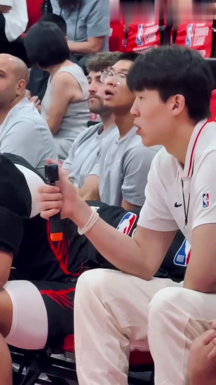 杨瀚森夏联G4再遇新课题被纯小球阵容打到软肋？的简单介绍