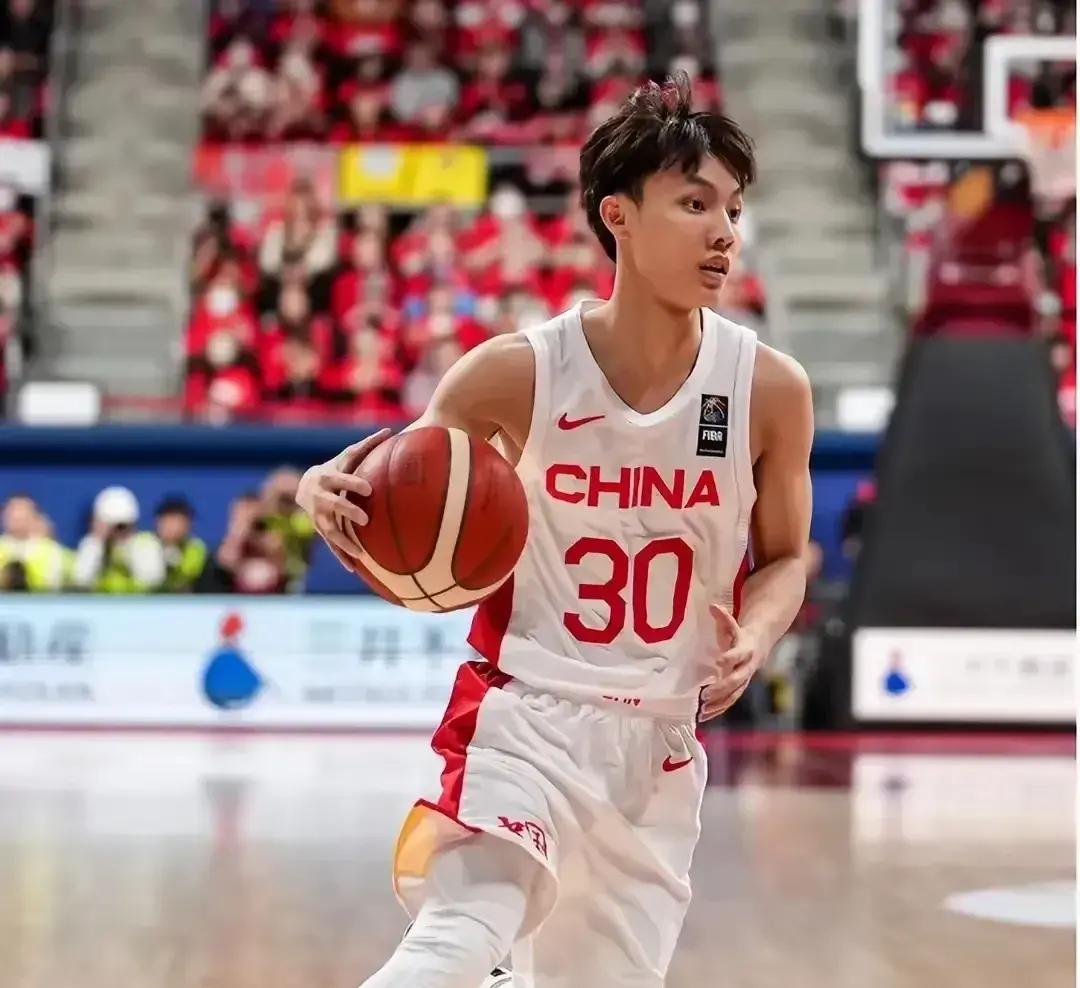 U19男女篮无缘出线&中国女篮折戟，杨瀚森出战亚洲杯能成中国男篮胜负手吗？的简单介绍